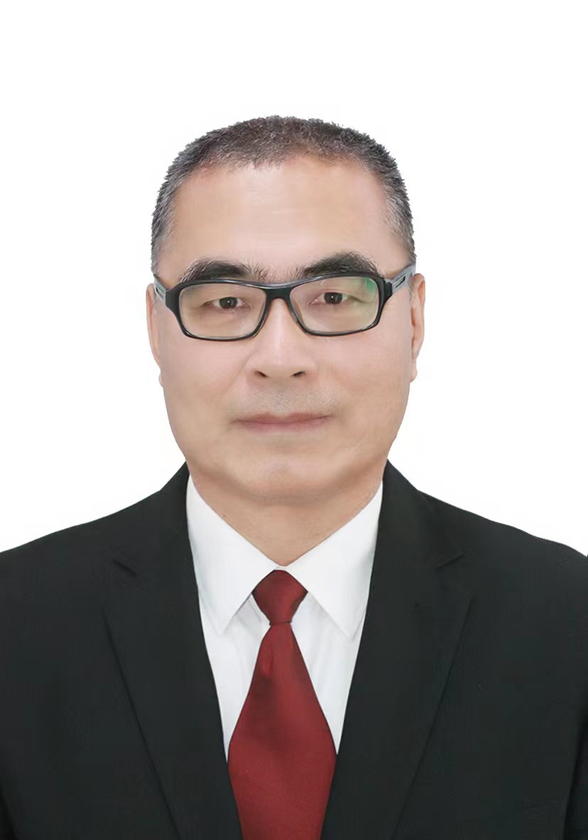 严川伟