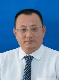 李鑫